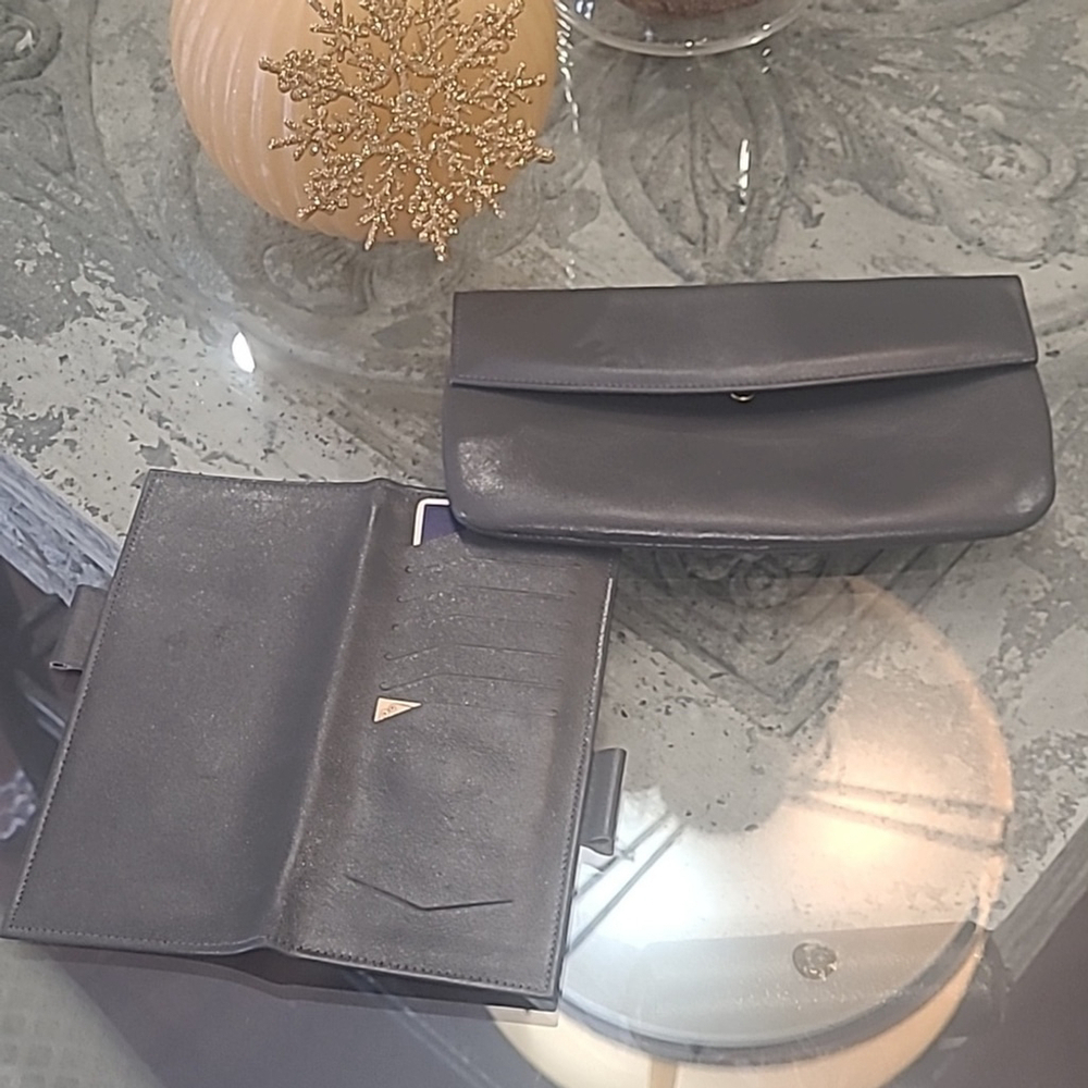 TILLEY WOMENS FINE LEATHER BAG WITH CHEQUE BOOK & WALLET new